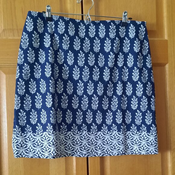 Skirt, Talbots Navy & White Print Skirt, 14P - Picture 1 of 4